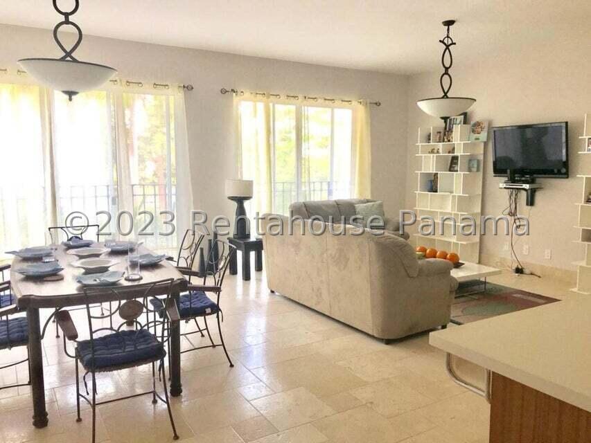 Hermoso Apartamento en Alquiler - Beautiful apartment